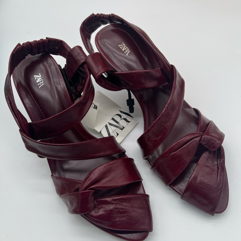 🔴Zara ❤️NEW🔴Real Leather Women's Burgundy Strappy Sandals🔴